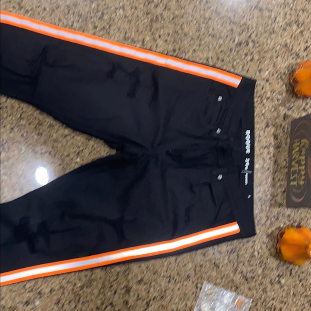 Pants - Picture 3 of 3